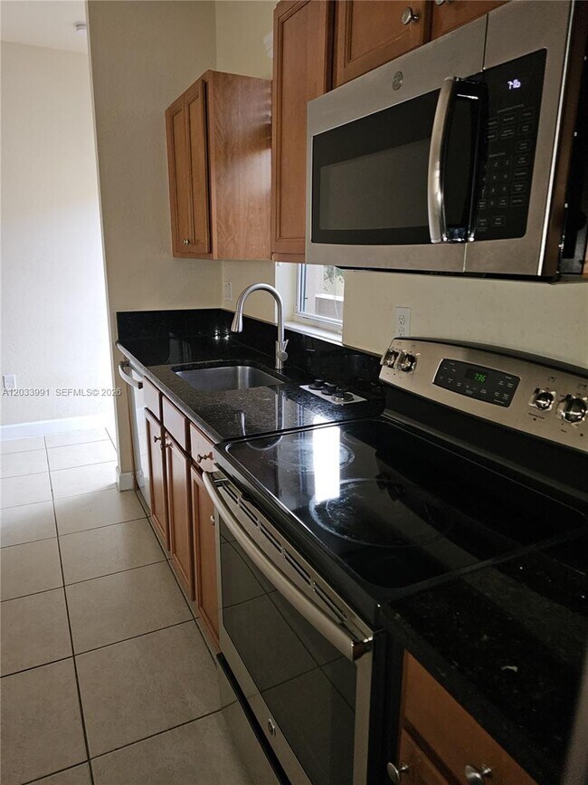 Building Photo - 17066 SW 95th Terrace