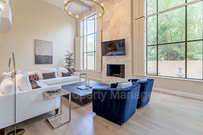 Building Photo - 8602 E Vista Del Lago