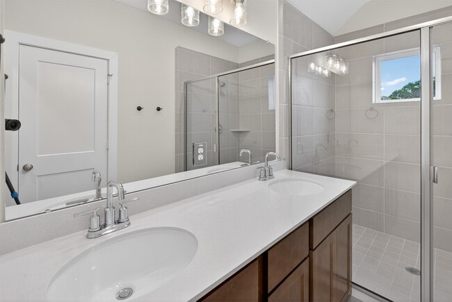 Building Photo - 9113 Highland Northern Wy