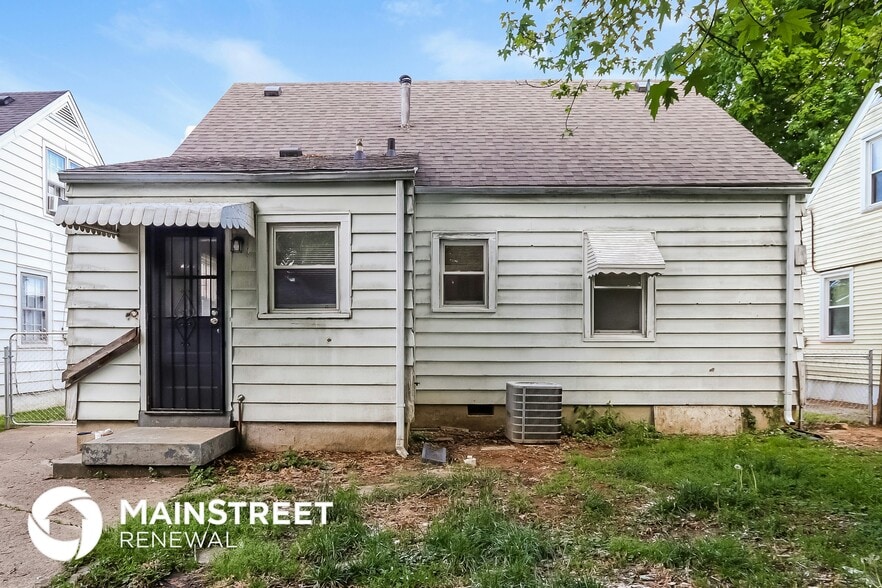 Building Photo - 2112 McCloskey Ave