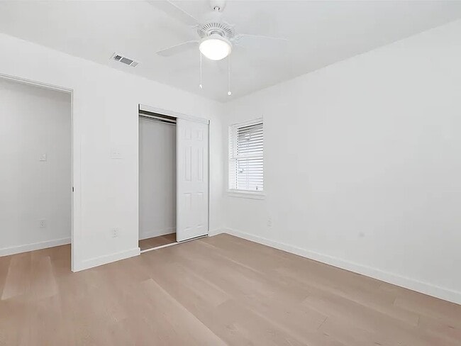 Building Photo - 1110 3rd St