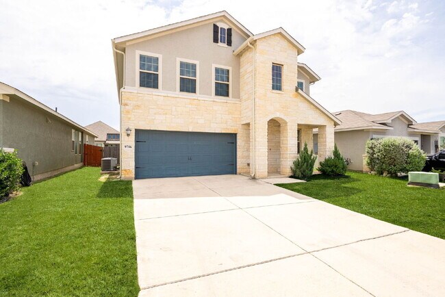 Building Photo - Beautifully Upgraded 3-Bedroom Home for Re...