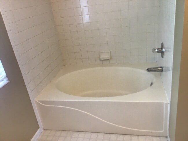 Building Photo - 6560 Copperleaf Ln