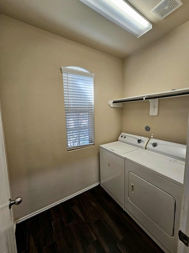 Building Photo - 11422 Ryan Court