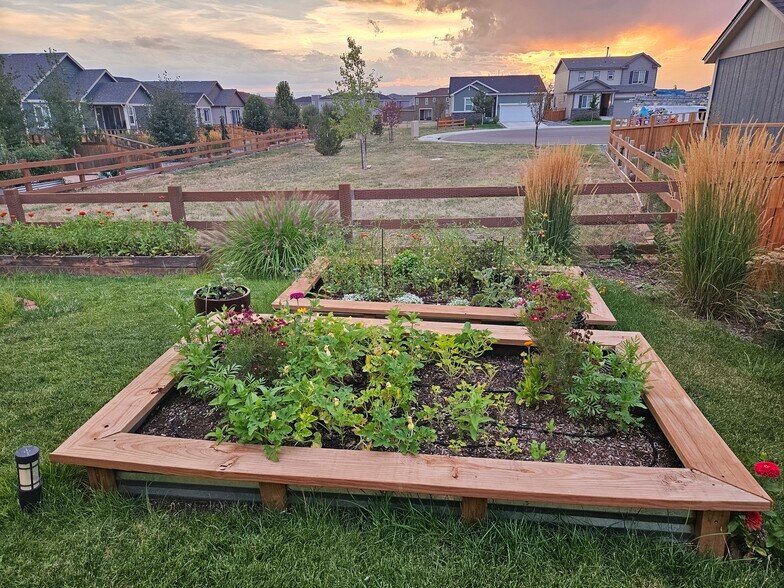 Building Photo - 6135 Easton Cir