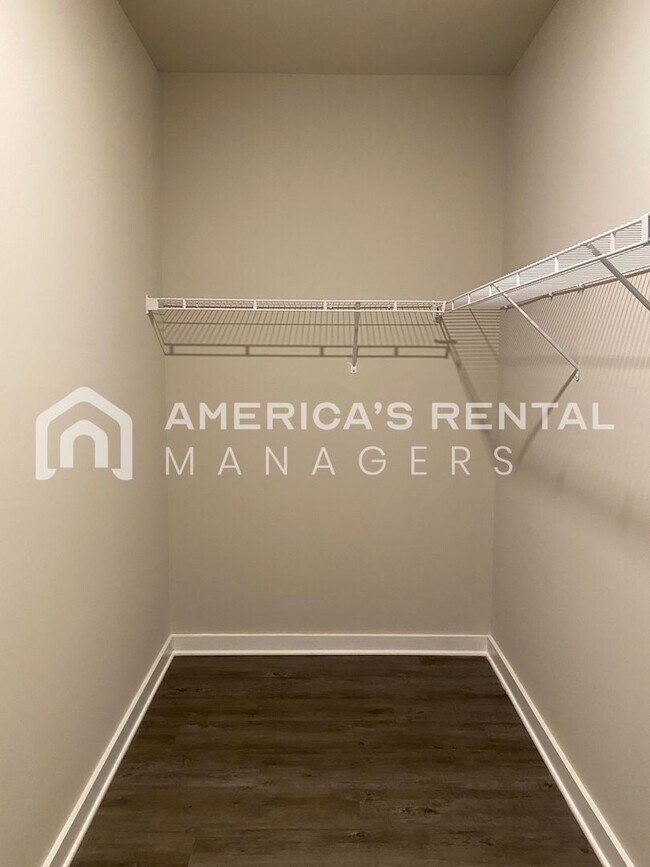 Building Photo - Home for Rent in Jemison, AL... View with 48 Hours Notice!