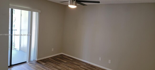 Building Photo - 140 S Dixie Hwy