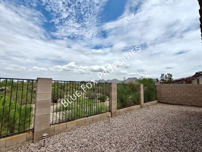 Building Photo - 12163 N Meditation Dr