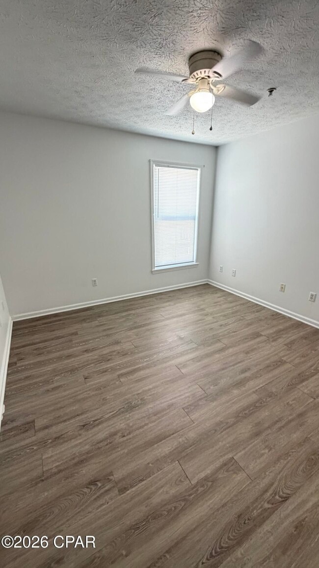 Building Photo - 9117 Laird St
