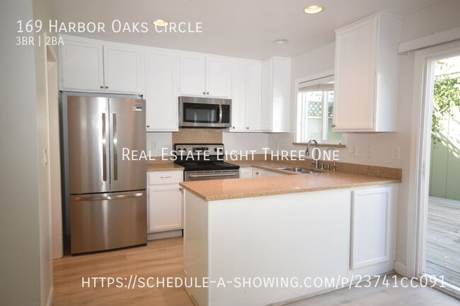 Building Photo - 169 Harbor Oaks Cir