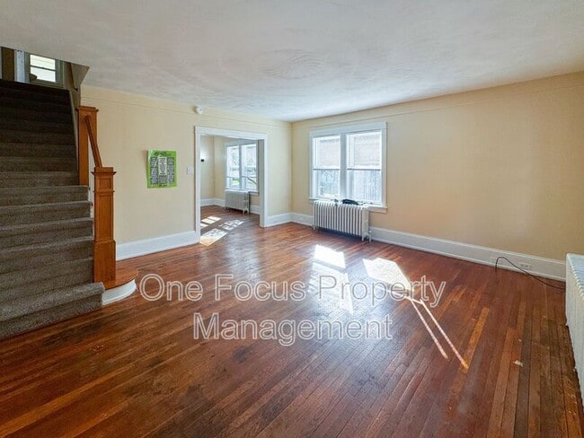 Building Photo - 509 Rural Ave