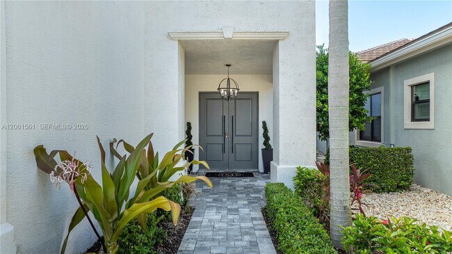 Building Photo - 9529 Eden Roc Ct