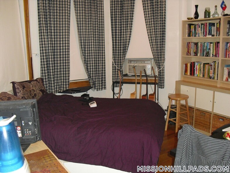 Building Photo - 61 S Huntington Ave