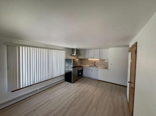 Building Photo - 969 Gail Ave