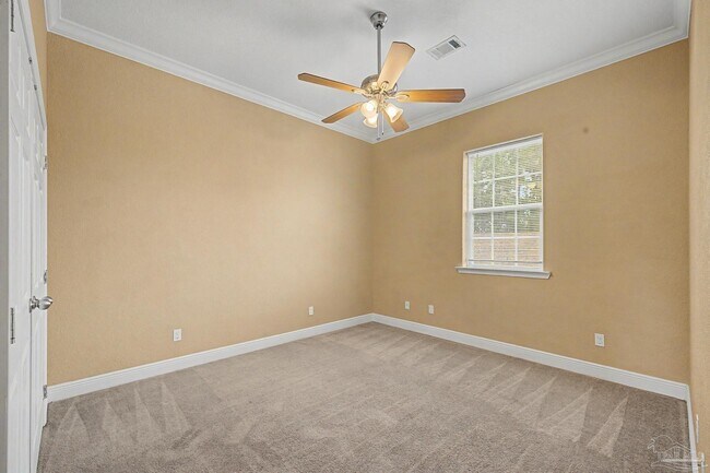 Building Photo - 542 S 72nd Ave