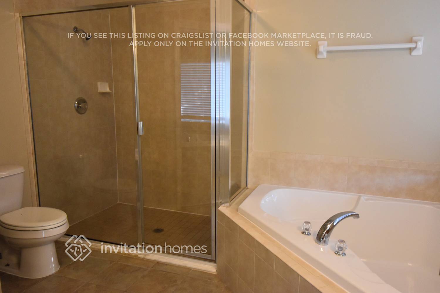 Building Photo - 70 Crystal Dr