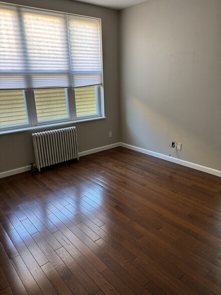 Living Room - lots of windows! - 325 E 235th St