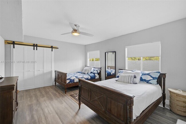 Building Photo - 1590 NW 38th St