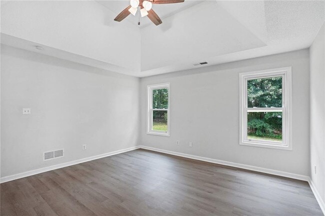Building Photo - 3025 Andora Dr SW