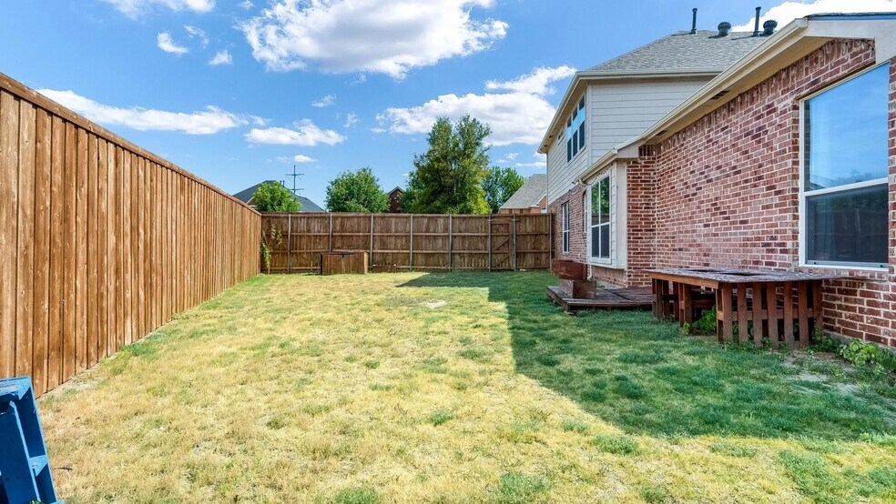 Backuard - 4305 Orchard Gate Ln