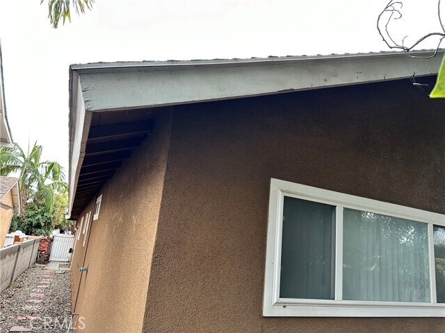 Building Photo - 4701 Sharon Dr