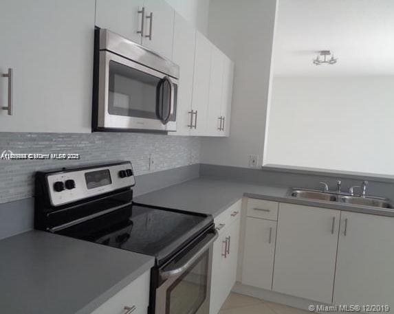 Building Photo - 3013 Woodlands Dr