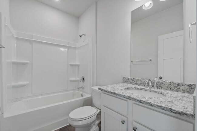 Building Photo - 6616 Forest Bay Ave