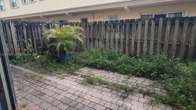 Building Photo - 12874 SW 132nd Terrace