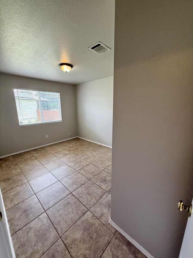 Building Photo - 3504 Banda Ln