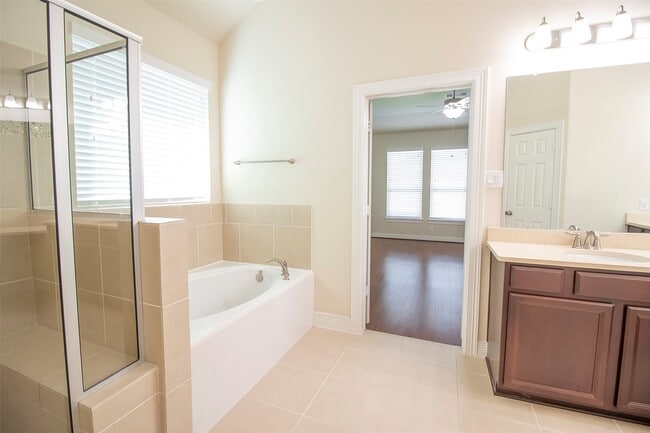 Building Photo - 4718 Sabero Ln
