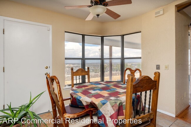 Building Photo - 2 br, 2 bath House - 3229 High Point