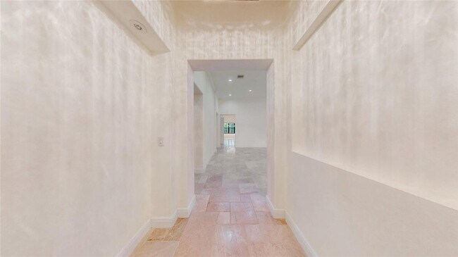 Building Photo - 4046 NW 85th Ave