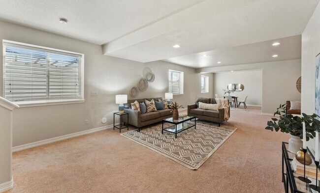 Building Photo - Cordera Home within walking to D20 Schools...
