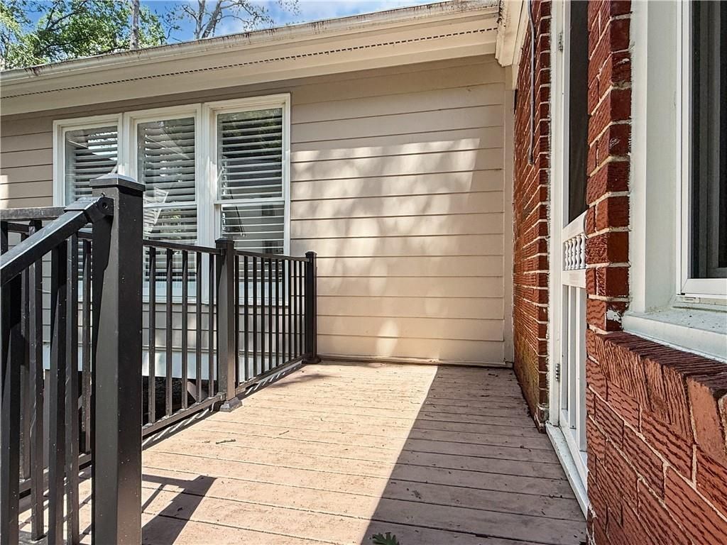 Building Photo - 656 Timm Valley Rd NE