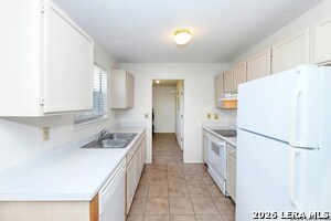 Building Photo - 206 McCoy