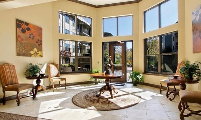 Building Photo - 445 W Blount Ave