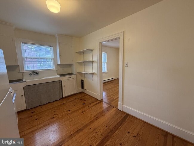 Building Photo - 515 Pitt St