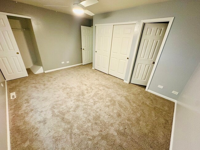 Building Photo - 256 W Treehouse Ln