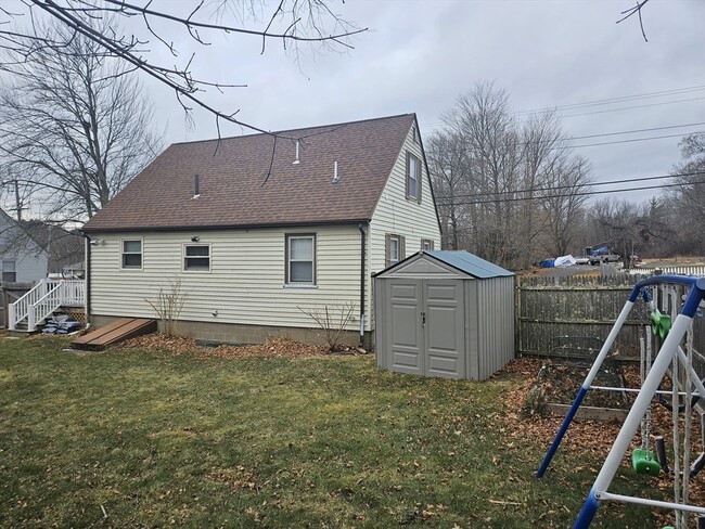 Building Photo - 599 North St