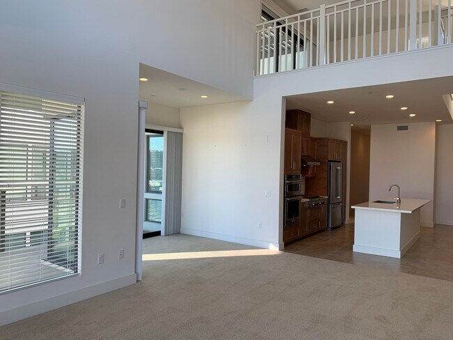Building Photo - 8575 Aspect Dr