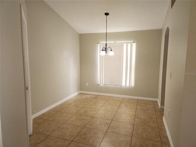 Building Photo - 1405 Teal Ct