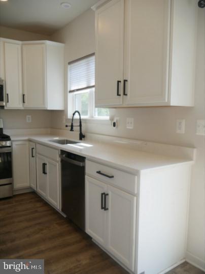 Building Photo - 2517 Drake Ln