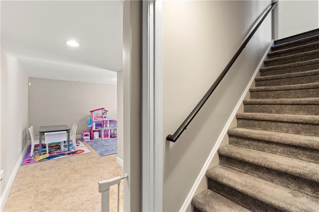 Building Photo - 4336 Fox Creek Dr