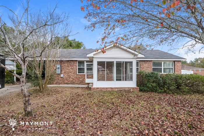 Primary Photo - 516 Hazel Dr