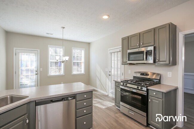 Building Photo - 703 Hot Springs Trl, McDonough, GA 30252