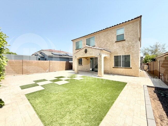 Building Photo - 9576 W Donald Dr