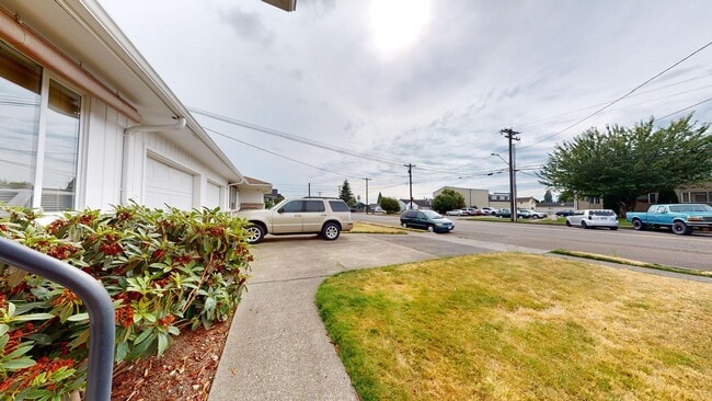 Building Photo - KL Jones Columbia