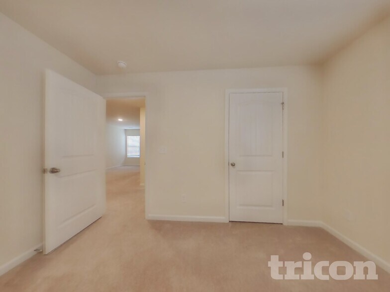 Building Photo - 71 Tupelo Dr