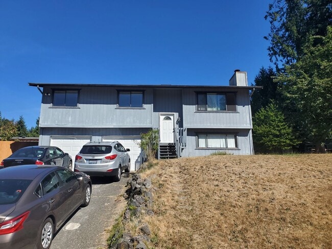 Primary Photo - 3 Bedroom Home In East Bremerton