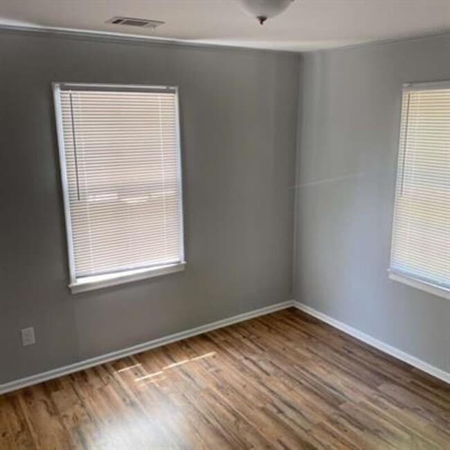 Building Photo - 3471 Buena Vista Rd